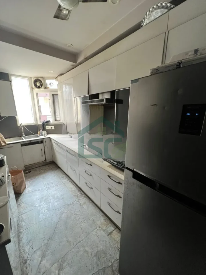Vajirao IAS and Divine Girls PG in Rajinder Nagar, Delhi — property photo 1