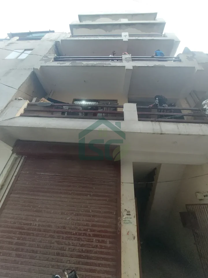 Krishan Room for rent in Sector 93, Gurugram — property photo 2