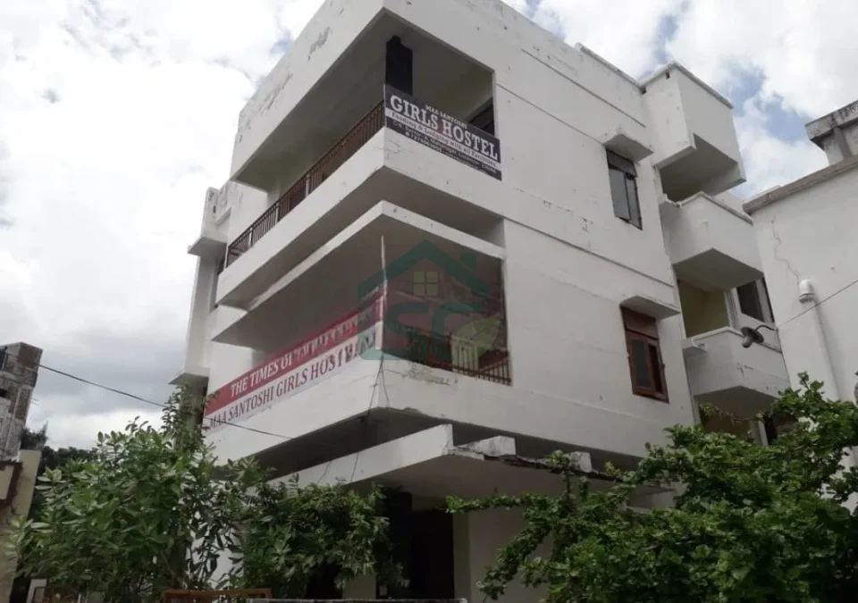 Photo 5 of Maa Santoshi Girls Hostel, Mahanagar, Lucknow