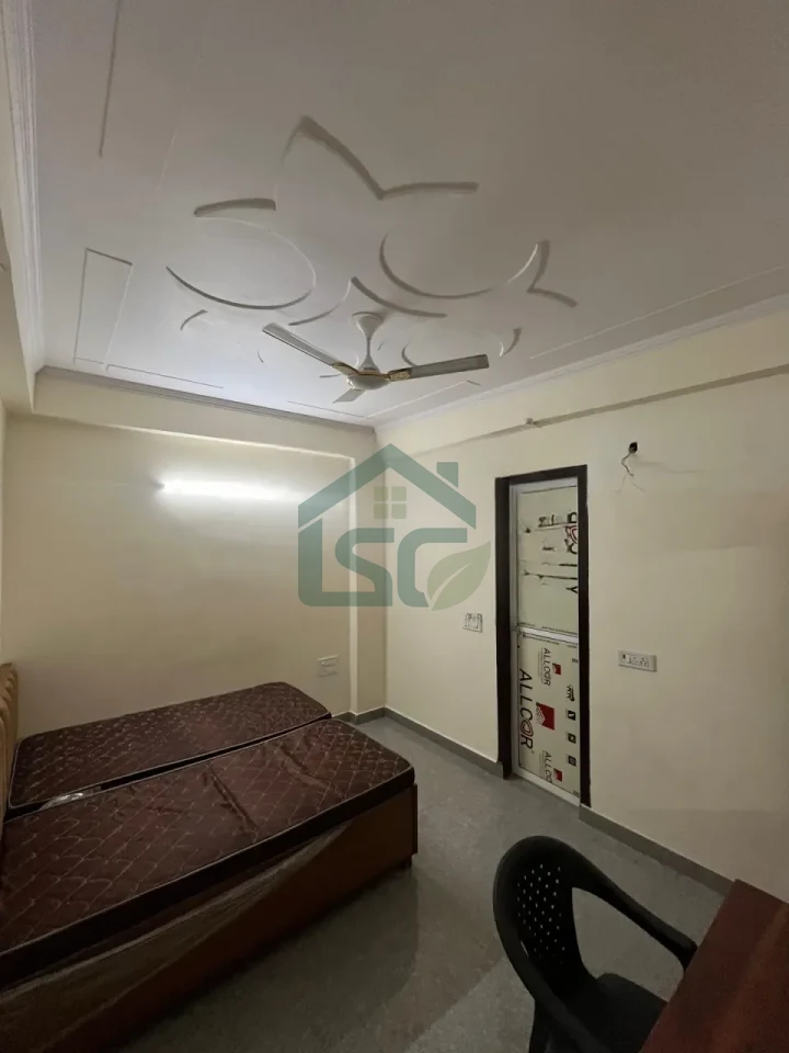 FLY PG Elite in Sector 122, Noida — property photo 1