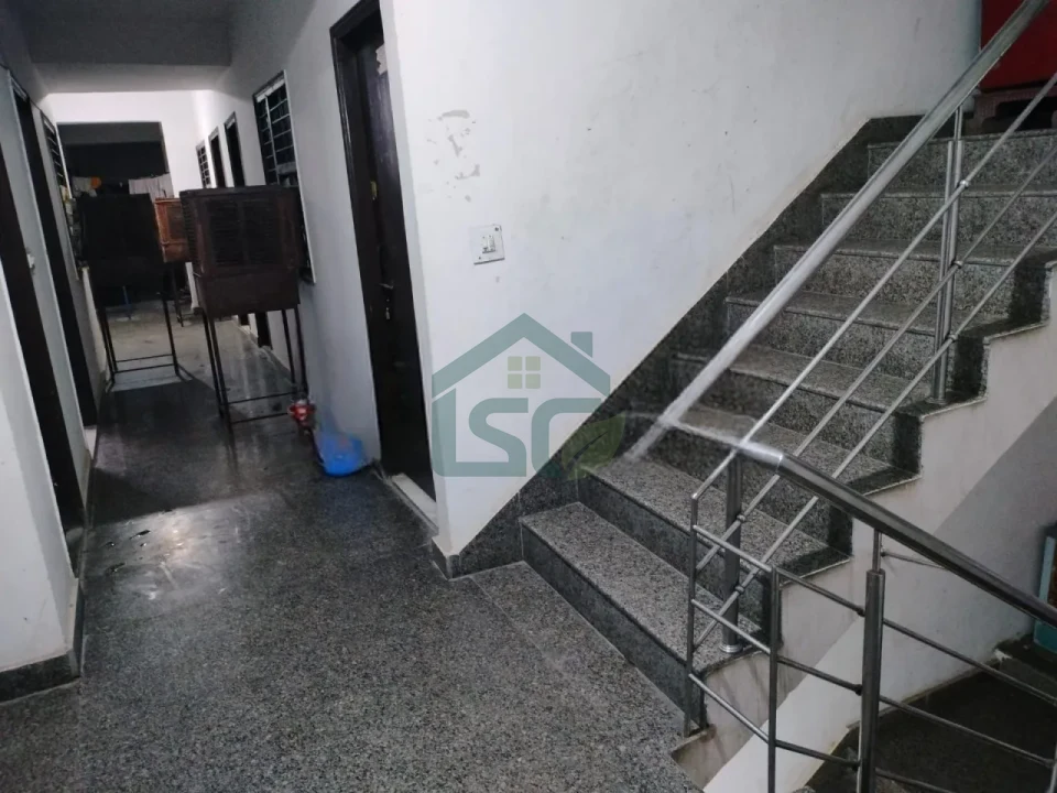 Photo 3 of Lucky PG For Boys, Lado Sarai, New Delhi