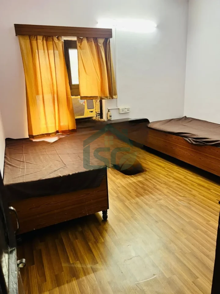 Chatravas boys PG in Roop Nagar, Delhi — property photo 3