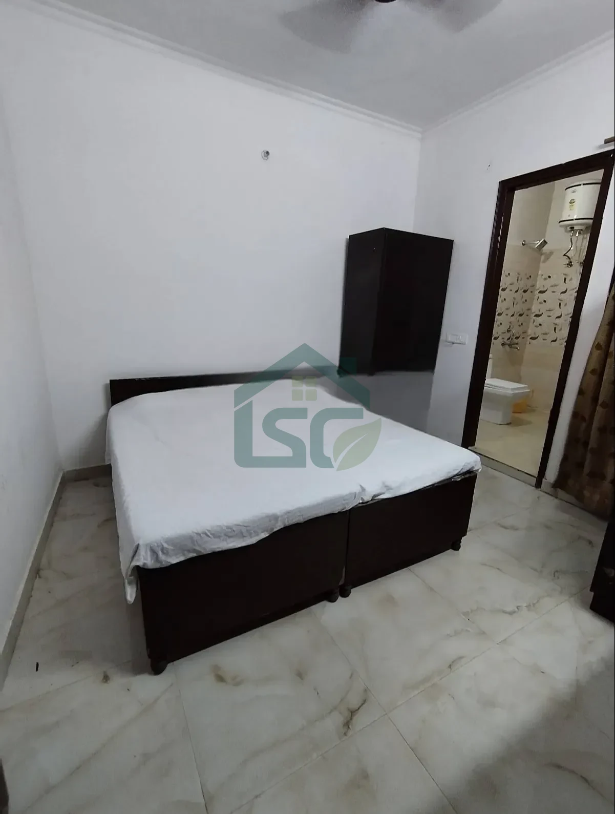 Srishti in Sector 14, Gurugram — property photo 1