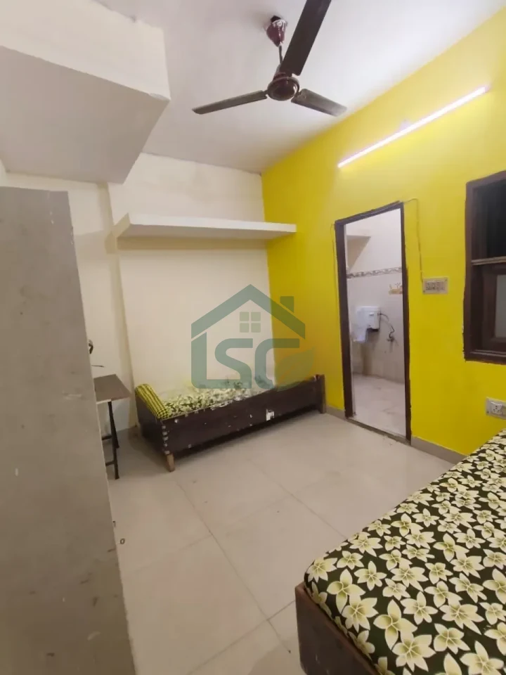 Sanatan PG in Laxmi Nagar, Delhi — property photo 4