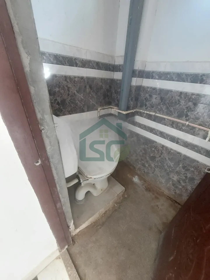 Rammohan Room For Rent in Sector 78, Gurugram — property photo 1