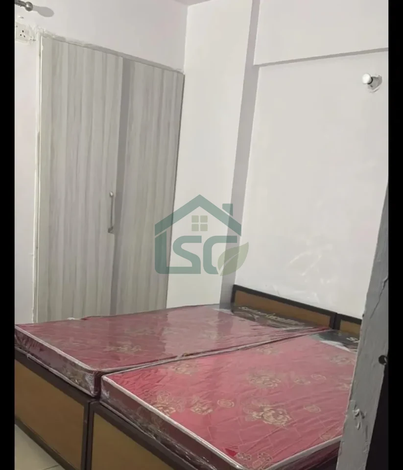 PG Penthouse Luxury Accommodation in Sector 137, Noida — property photo 3
