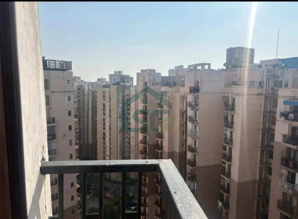 PG Penthouse Luxury Accommodation in Sector 137, Noida — property photo 1