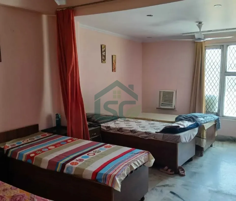 Singh Properties in Lajpat Nagar, Delhi — property photo 3