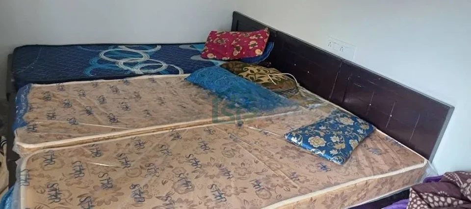 At MJR Men'S PG And Hostel, HITEC City, Hyderabad