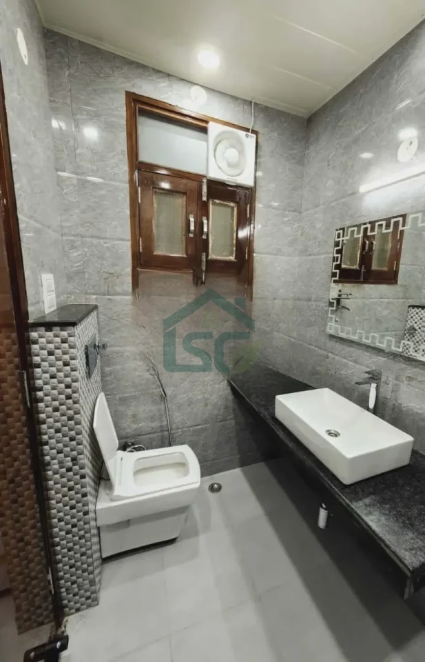Amrit Luxury Residency in Sector 23, Gurugram — property photo 3