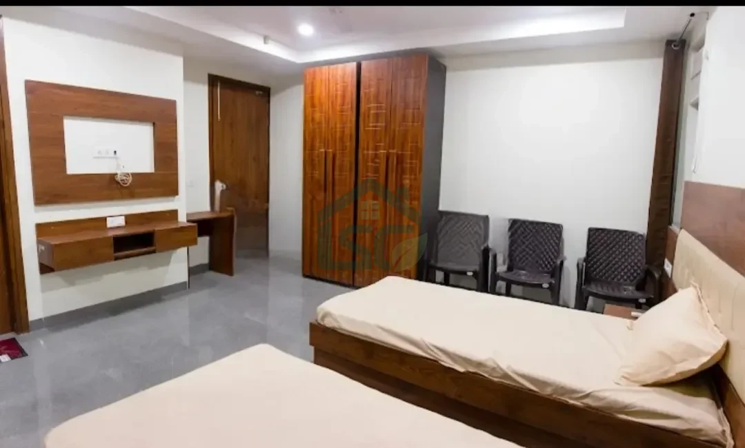 Dev Bhoomi PG for boys and girls in Shadipur, Delhi — property photo 1