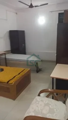 Gauri Girls PG in Guru Teg Bahadur Nagar, Delhi — property photo 2