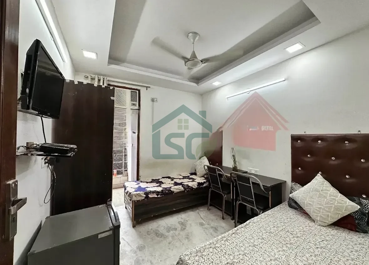 Baba Boys PG in Karol Bagh, Delhi — property photo 1