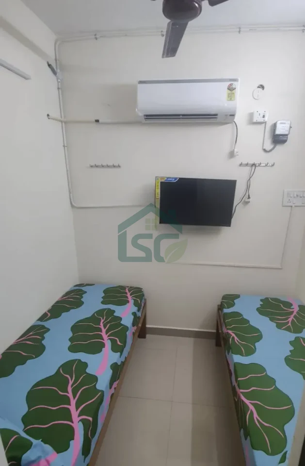 Gold villa PG in Sector 58, Noida — property photo 2