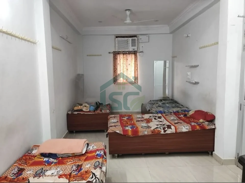 At Beckett PG Hostel, Alambagh, Lucknow