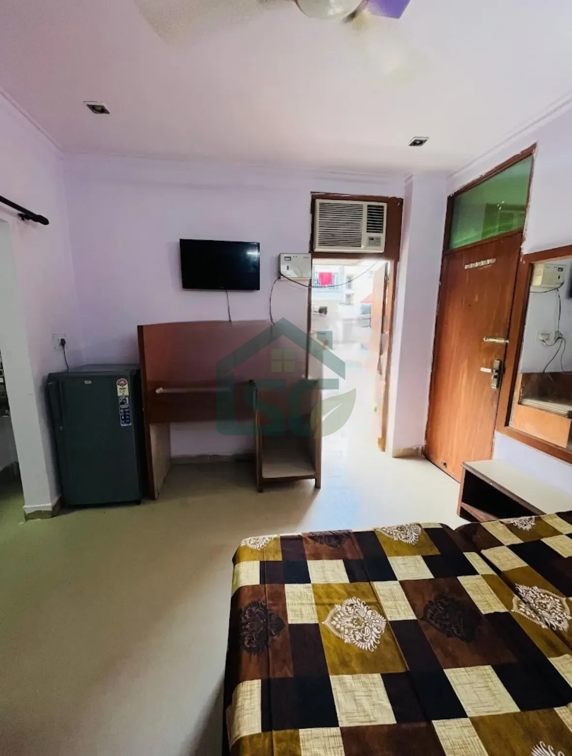 MuskyMan Living PG in Chhatarpur, Delhi — property photo 1