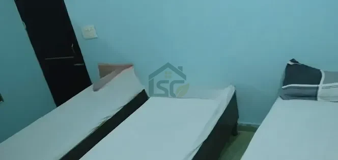 MGM Accommodation in Indra Vikas Colony, Bhai Parmanand Colony, Mukherjee Nagar, Delhi — property photo 2