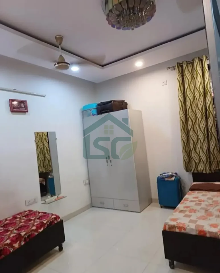 MR Group PG House in Uttam Nagar, Delhi — property photo 4