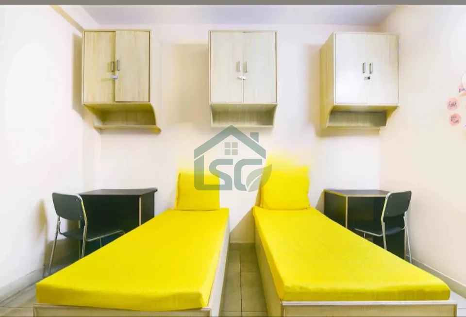 Derek's PG in Sector 91, Noida — property photo 2