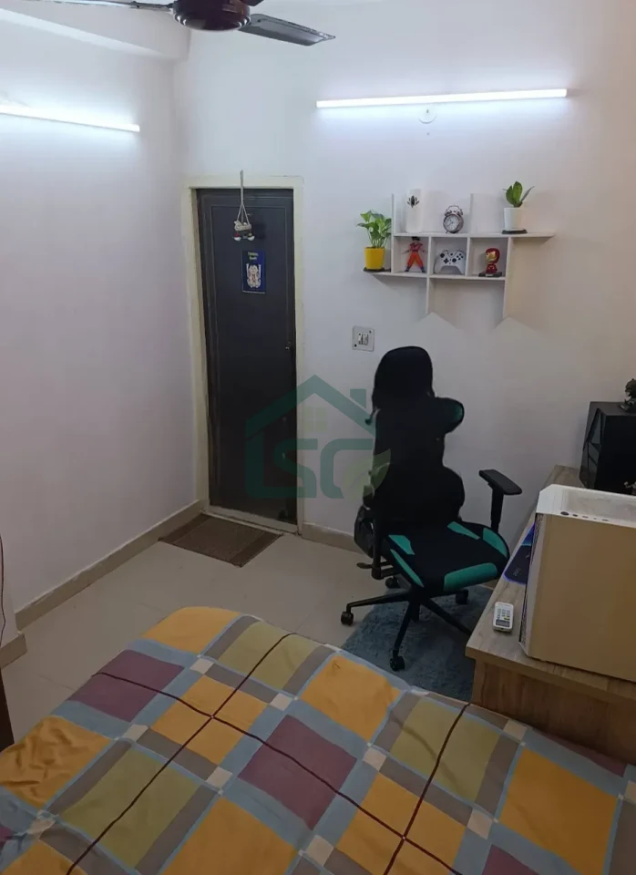 Derek's PG in Sector 91, Noida — property photo 1