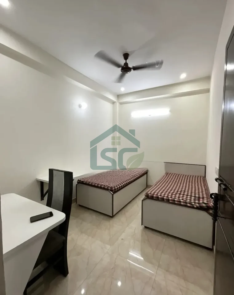 Sangam Golekh PG in Sangam Vihar, Delhi — property photo 3