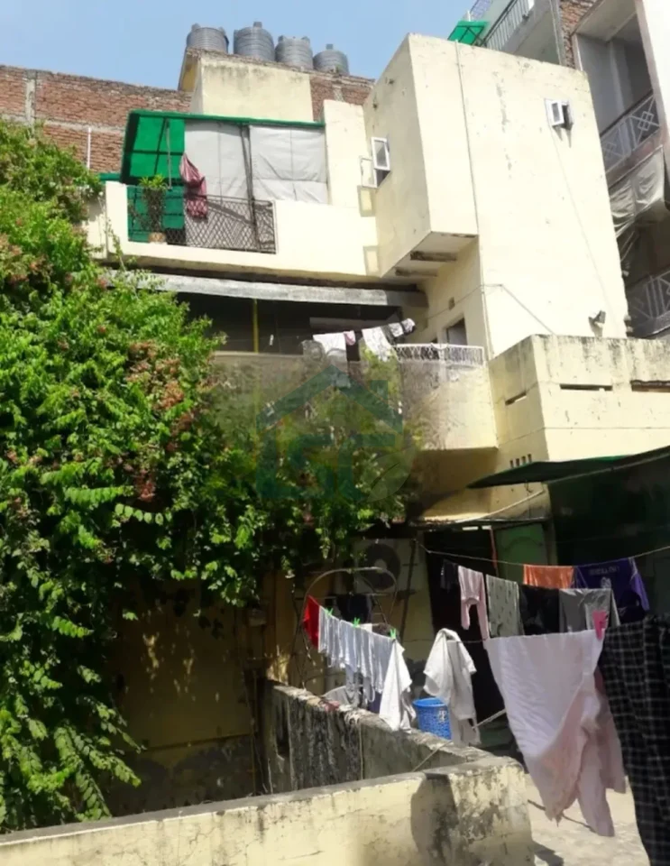Maya PG in Kalkaji, Delhi — property photo 1