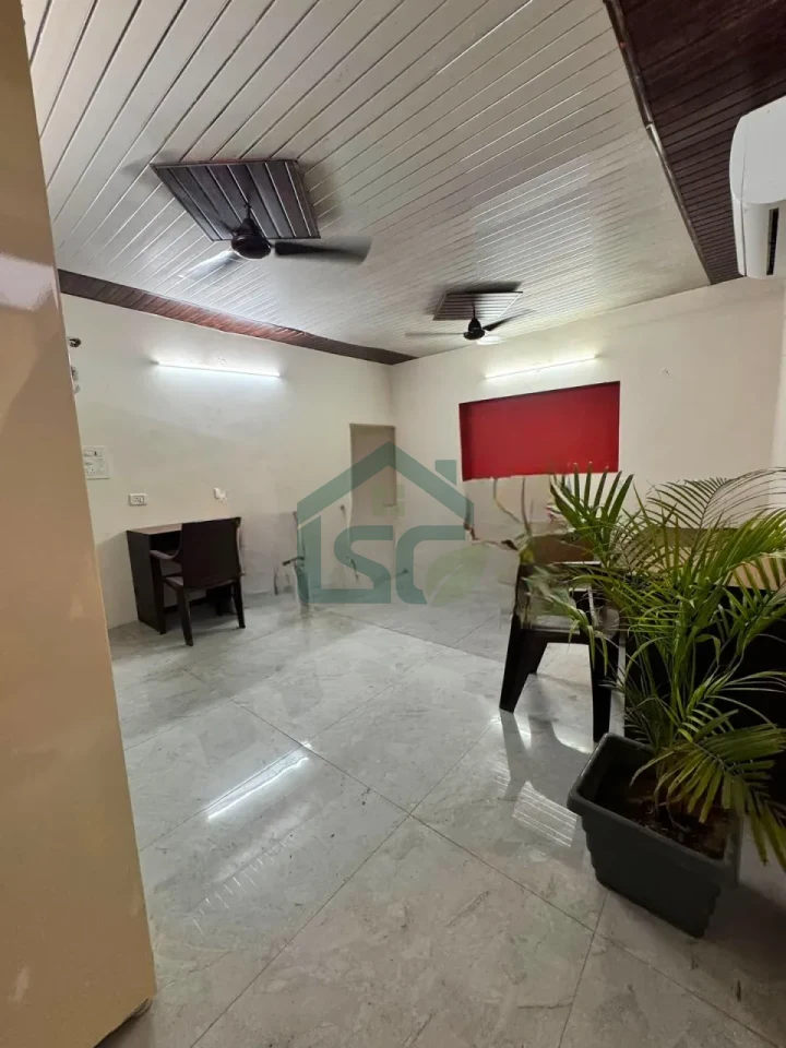 Photo 2 of Familia Homes PG For Girls, Near walking distance of vishwavidyalaya metro atation, Delhi