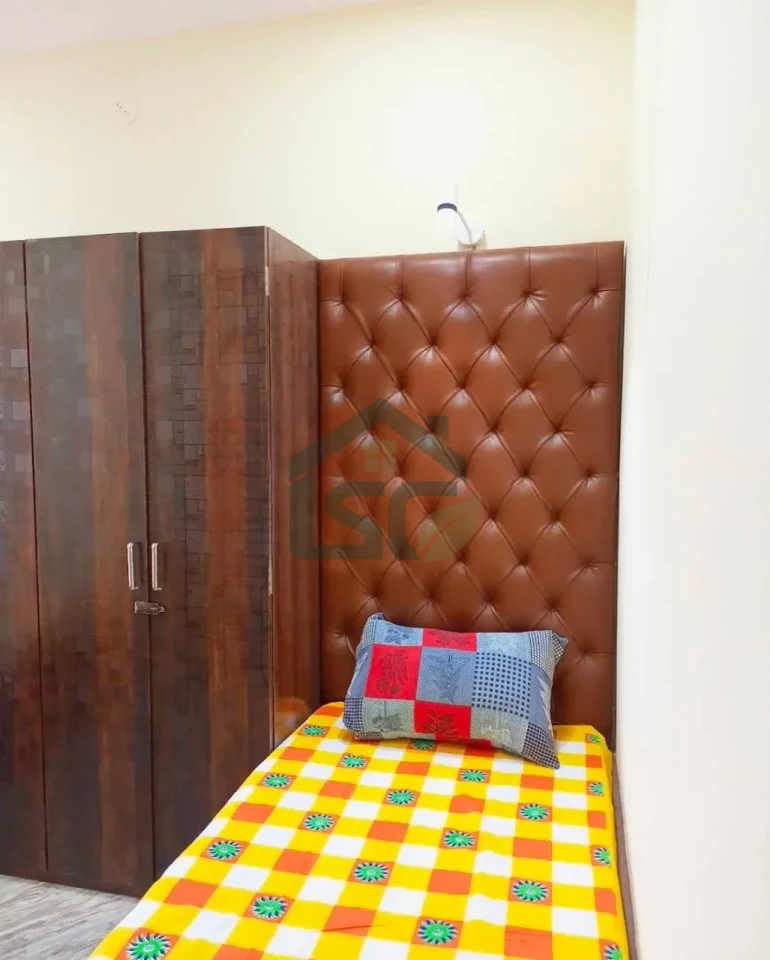At Waniaya Girls Hostel, Ahirtoli, Ranchi