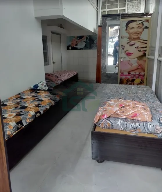 At Nupur Paying Guest, Motera, Ahmedabad