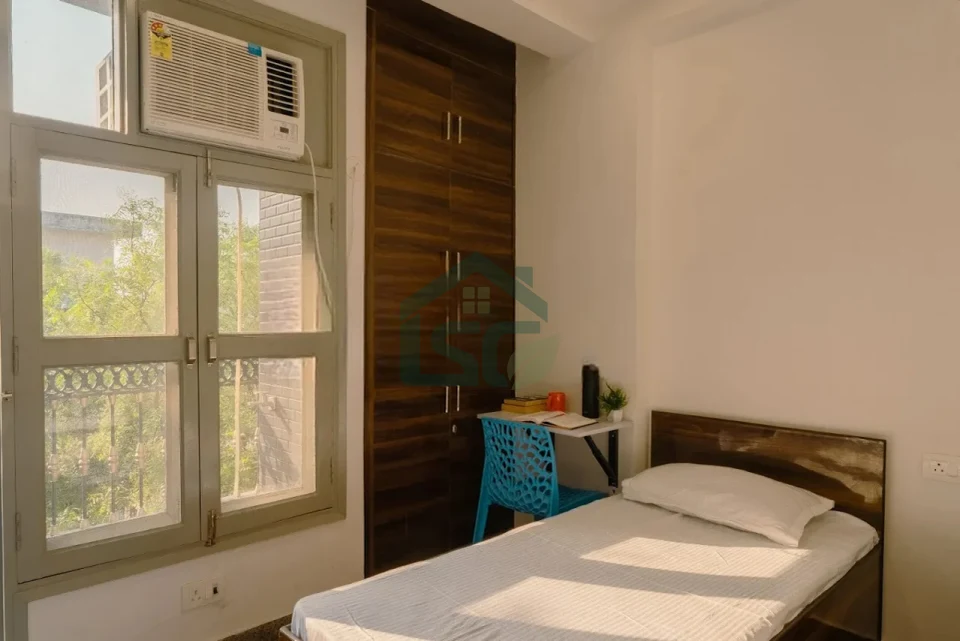 Photo 4 of Uniliv Teak - Girls PG In Vasant Vihar, Vasant Vihar, New Delhi