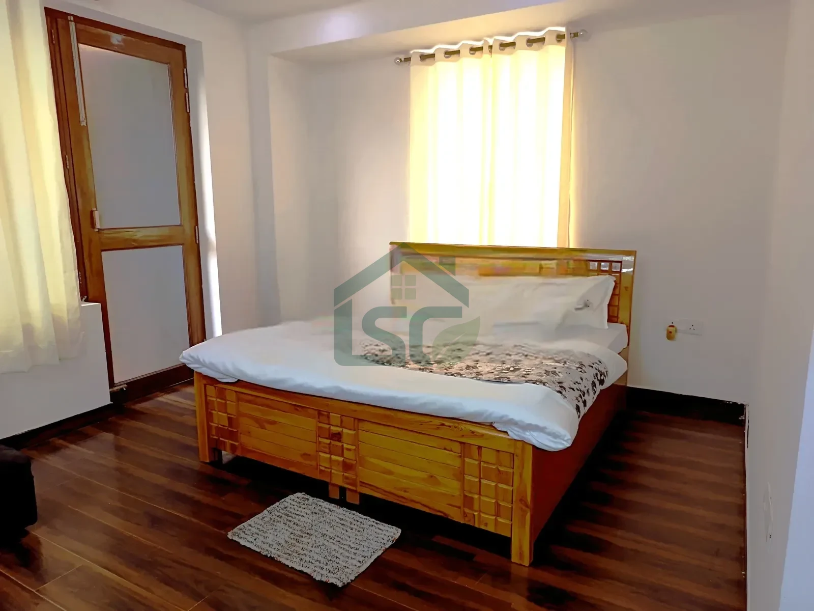 Noida Comfort PG in Sector 16, Noida — property photo 1