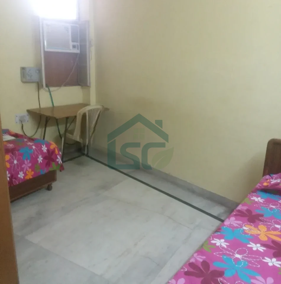 PG for Boys, Prakash Mohalla in East of Kailash, Delhi — property photo 5