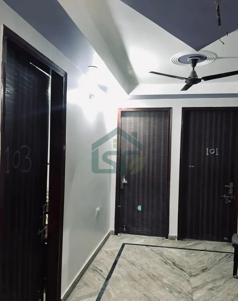 Sharma PG in Manglapuri, Delhi — property photo 4