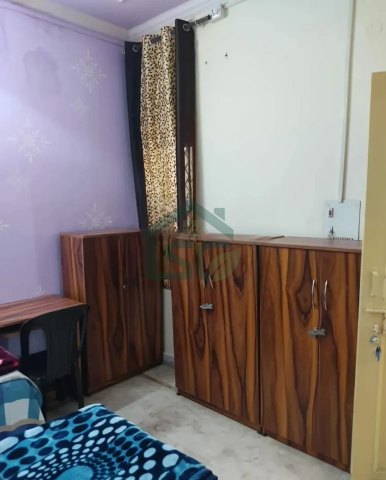 Amrit Girls Accomodation in Moti Bagh, Delhi — property photo 3