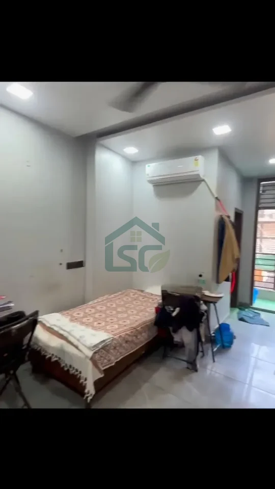 Aashiyana PG in GTB Nagar, Delhi — property photo 1
