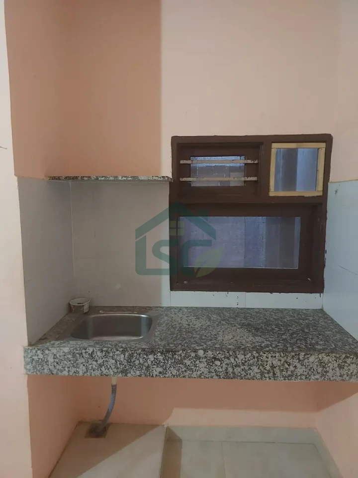 Davender Room For Rent in Sector 93, Gurugram — property photo 1