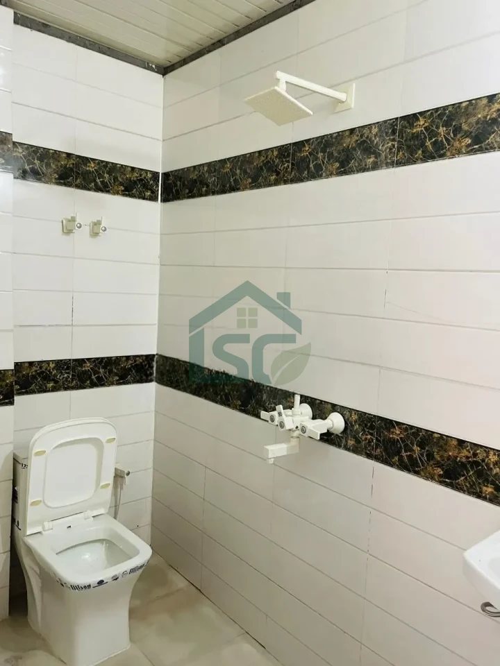 Amizone PG in Sector 126, Noida — property photo 5