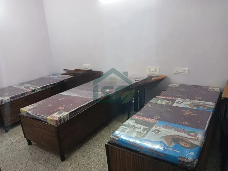Sanvi PG in South Extension I, Delhi — property photo 1