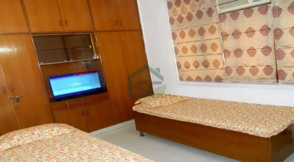 Sardar patel hostel in Green Park, Delhi — property photo 5