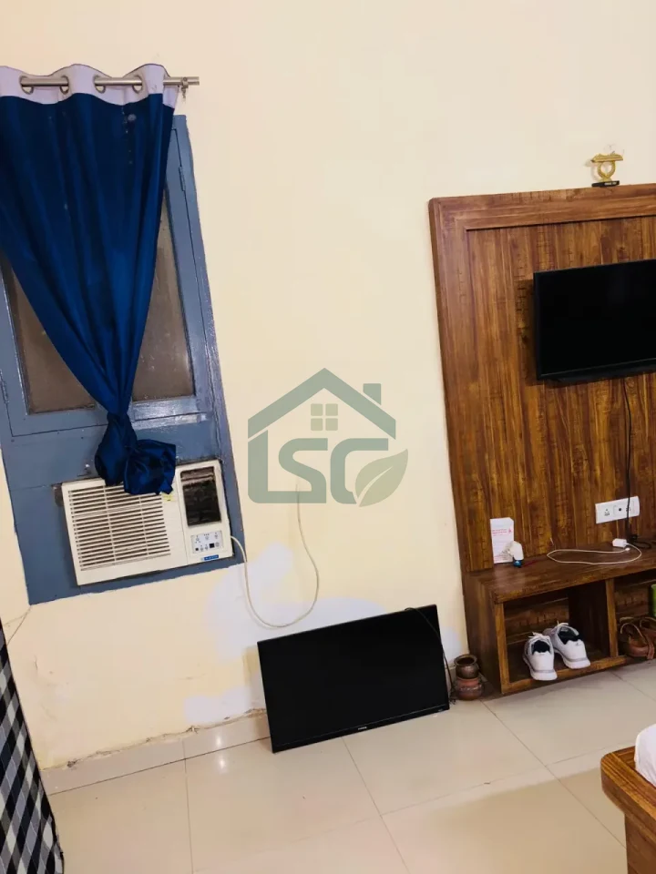 Radhe Radhe in Sector 18, Gurugram — property photo 3