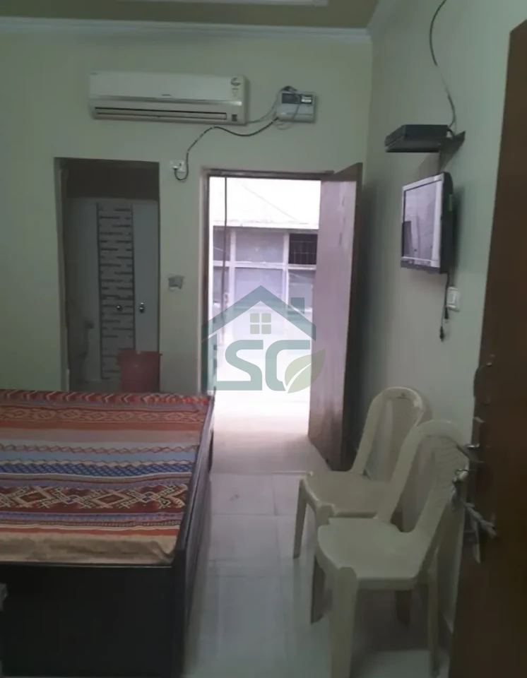 C.A Building boys hostel in Laxmi Nagar, Delhi — property photo 4