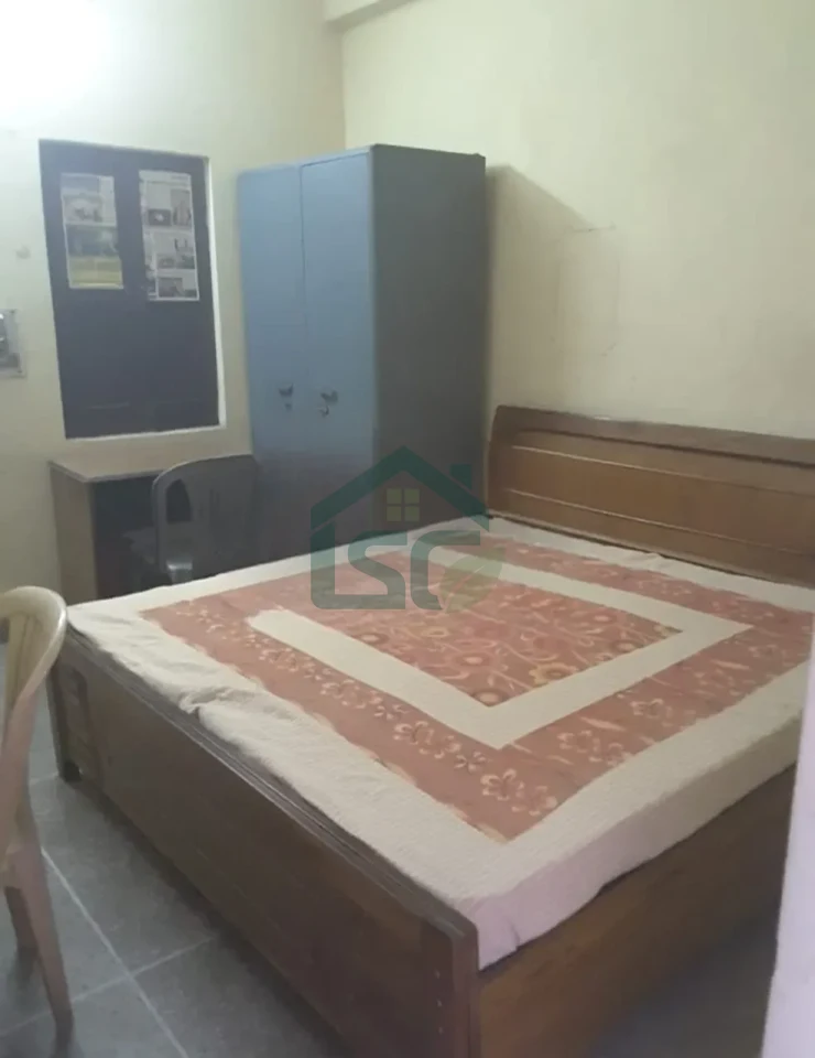 C.A Building boys hostel in Laxmi Nagar, Delhi — property photo 3