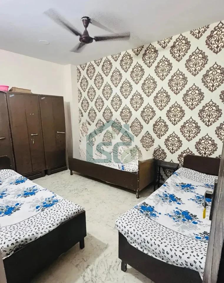 Poonam PG House in Rajouri Garden, Delhi — property photo 3