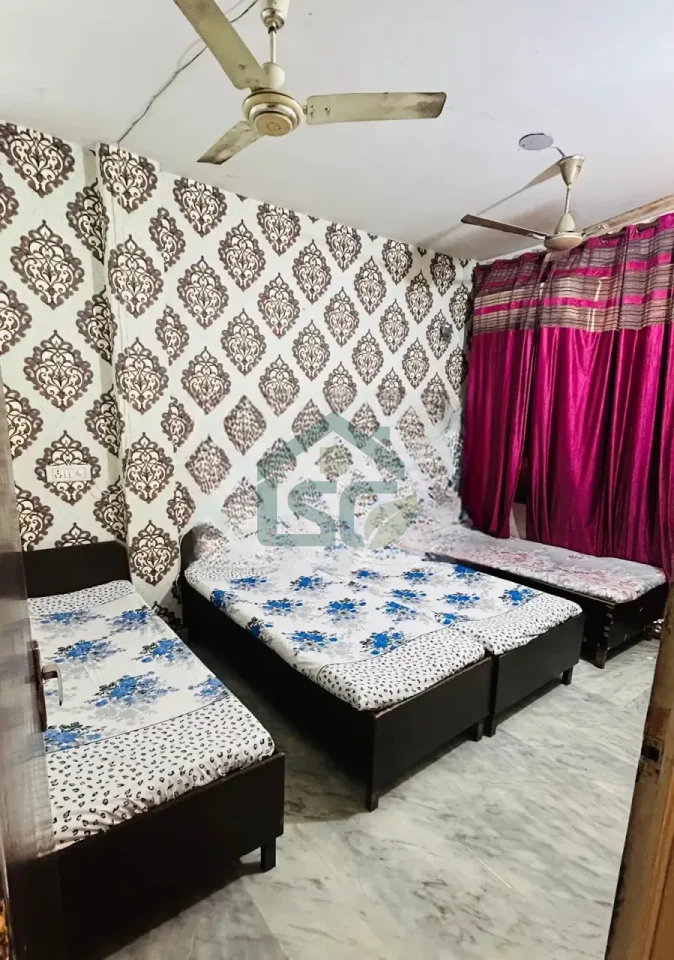 Poonam PG House in Rajouri Garden, Delhi — property photo 5
