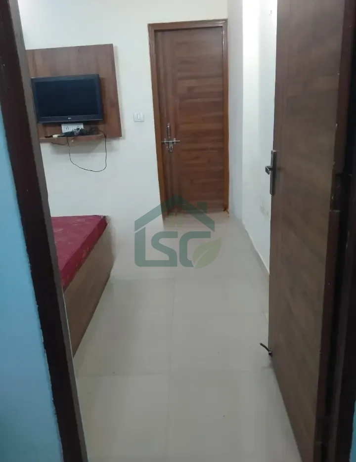 Sushant Lok in Sector 52, Gurugram — property photo 1