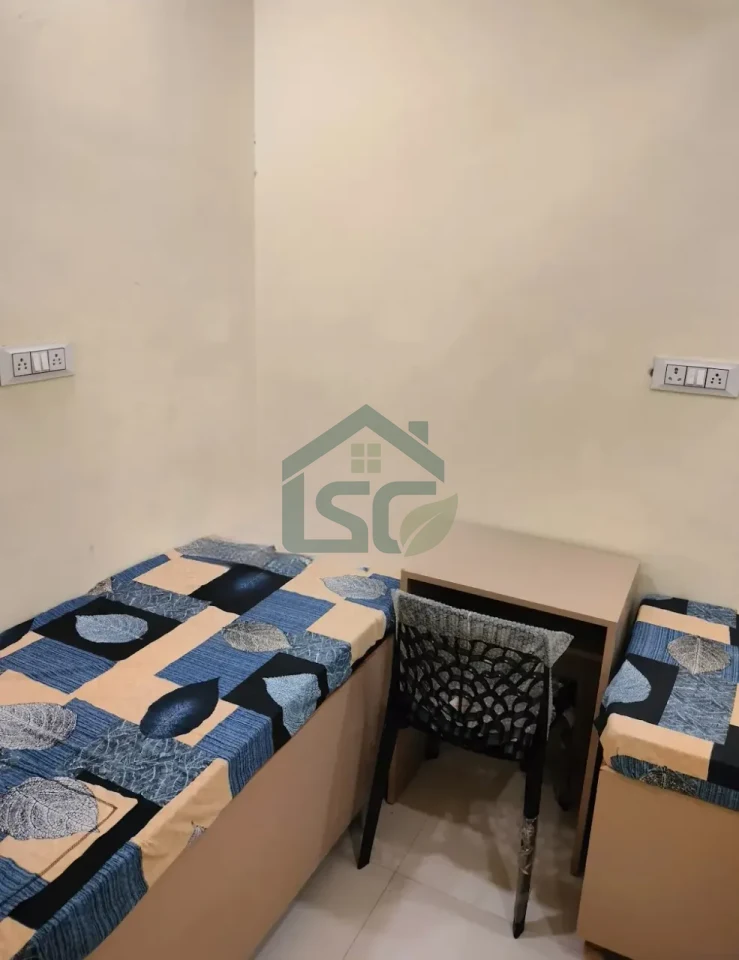 Tirupati Girls PG in Laxmi Nagar, Delhi — property photo 1
