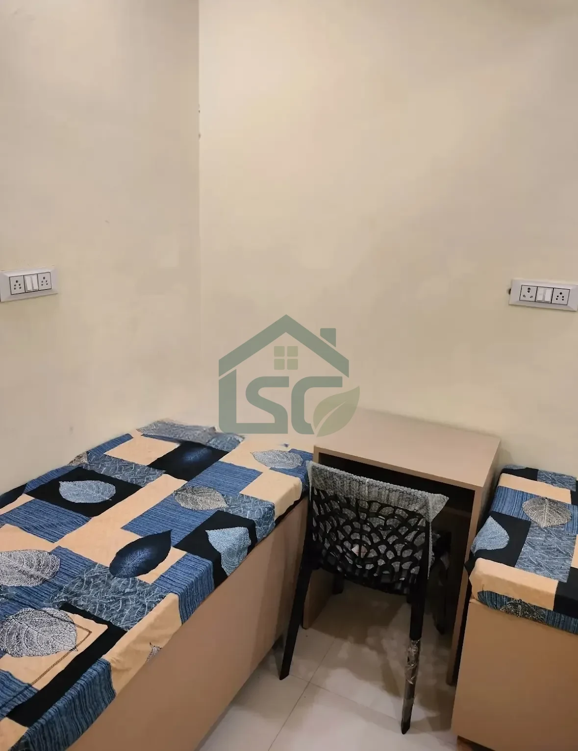 Tirupati Girls PG in Laxmi Nagar, Delhi — property photo 1