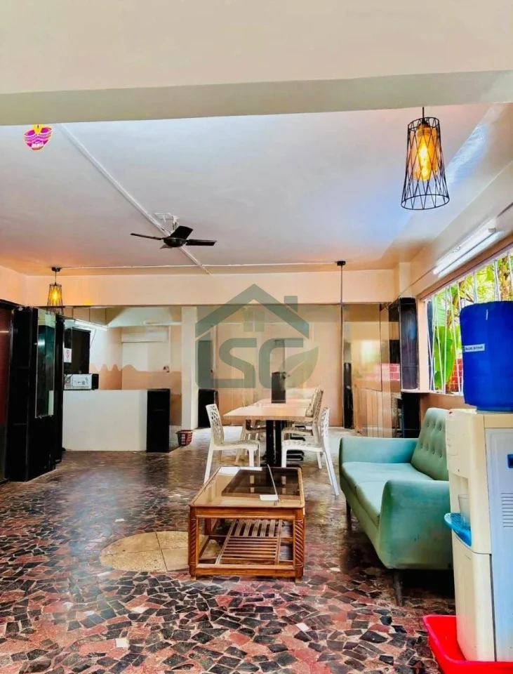 Photo 2 of Red Chilli House PG, Andheri East, Mumbai