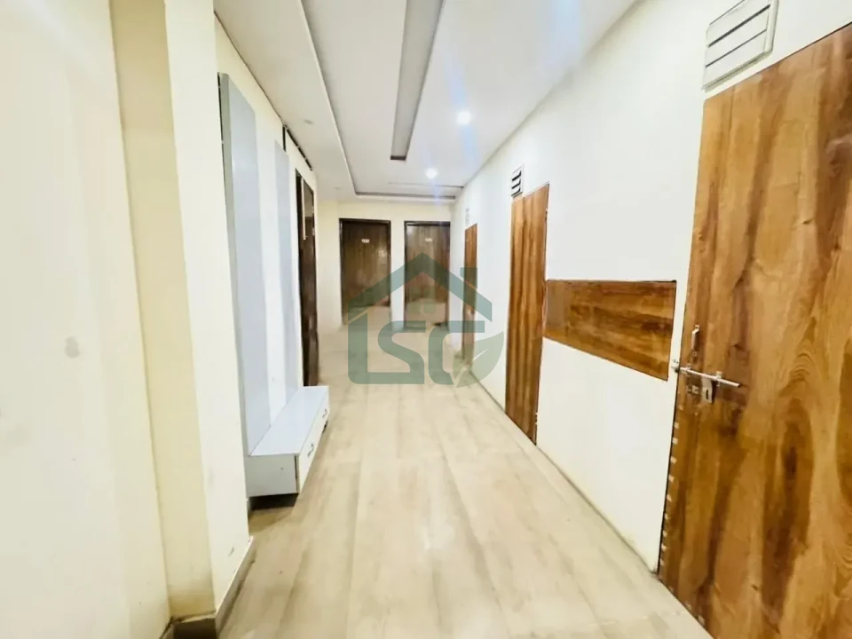 Home Stay in Mukherjee Nagar, Delhi — property photo 1