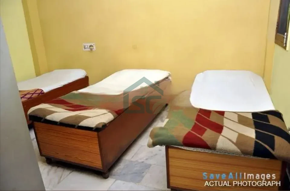 Raaj girls PG in Sector 17, Gurugram — property photo 1